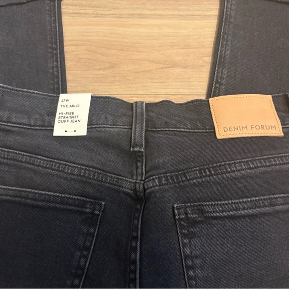 Aritzia Women's High Rise Black Jeans - Picture 6 of 7